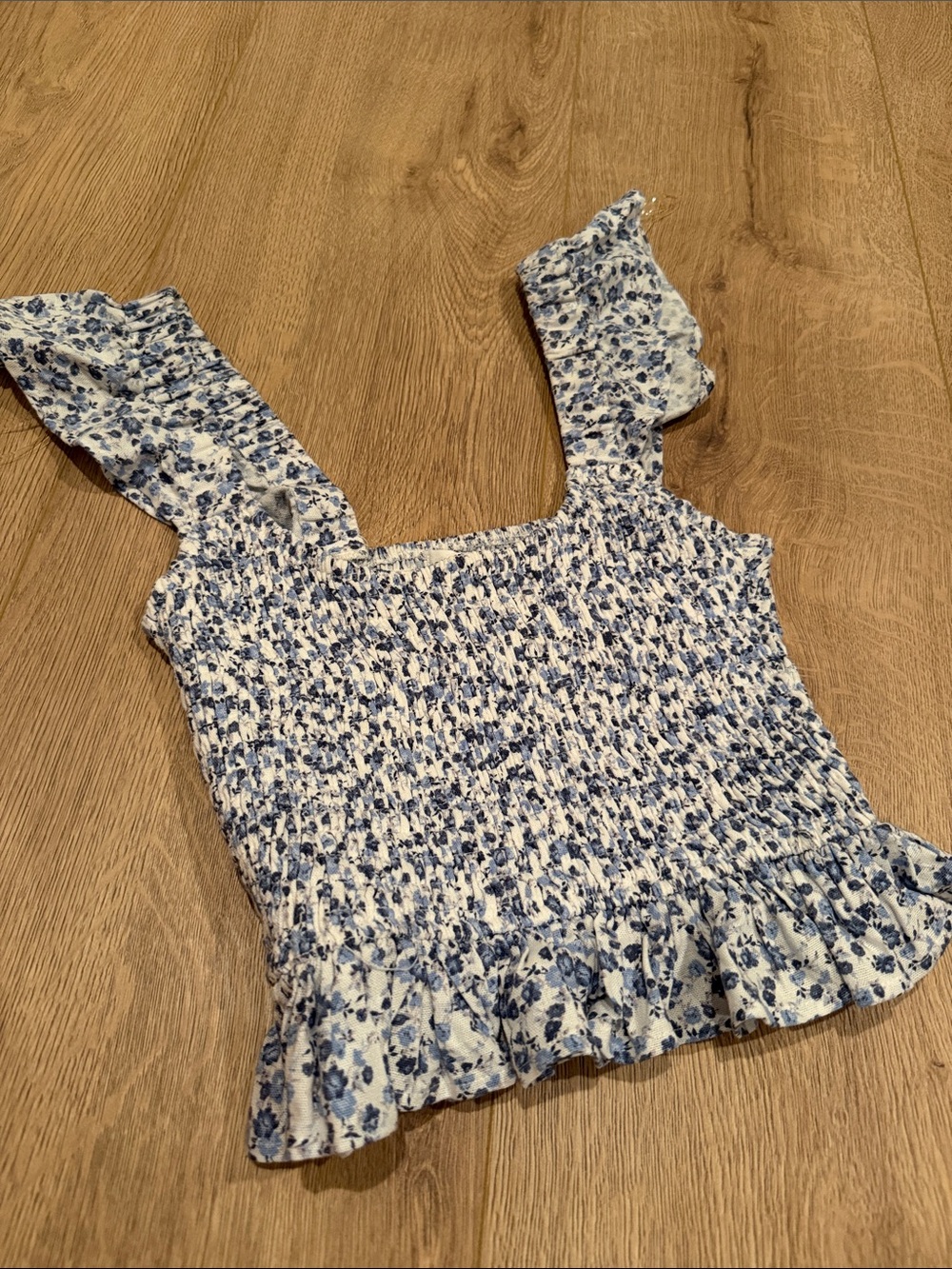 Altar'd State Blue & White Smocked Floral Crop Top - Sz. S